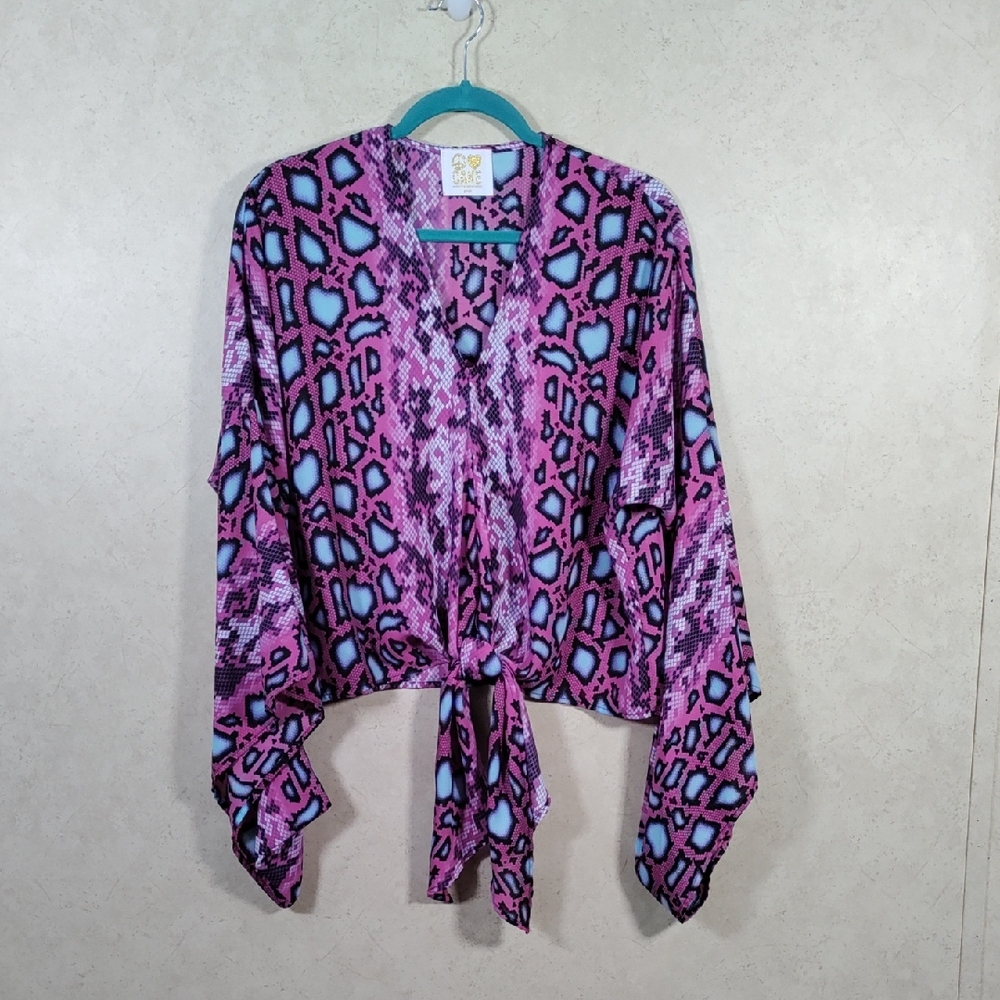 H159 Peace Love Cake pink, aqua & black snake print tie front blouse S